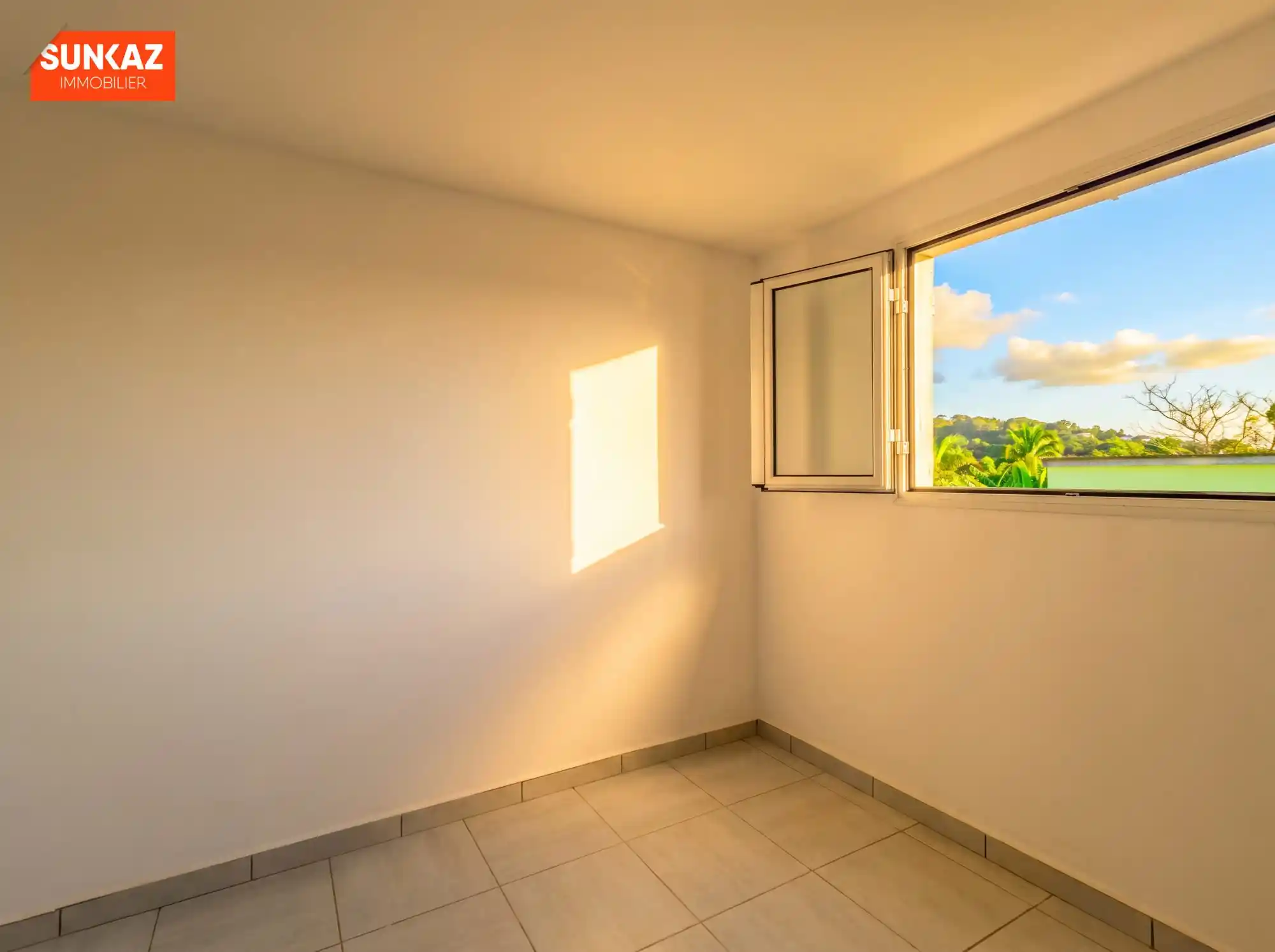 Photo 4 - Maison à vendre - Ancien 169 000 € 4 pièces 3 chambres 84.57 m² Saint-Louis 97450
