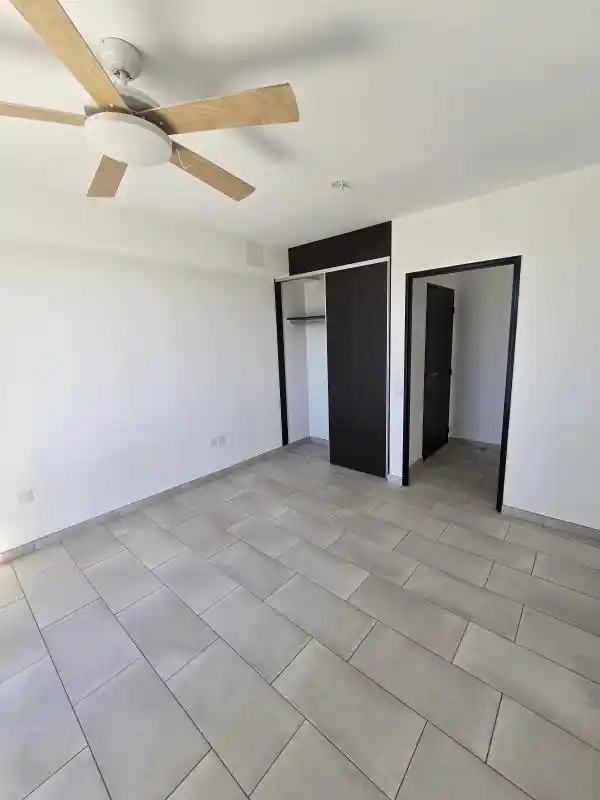 Photo 4 - Appartement à louer - Ancien 906 € 3 pièces 2 chambres 62 m² Saint-Denis Sainte-clotilde 97490