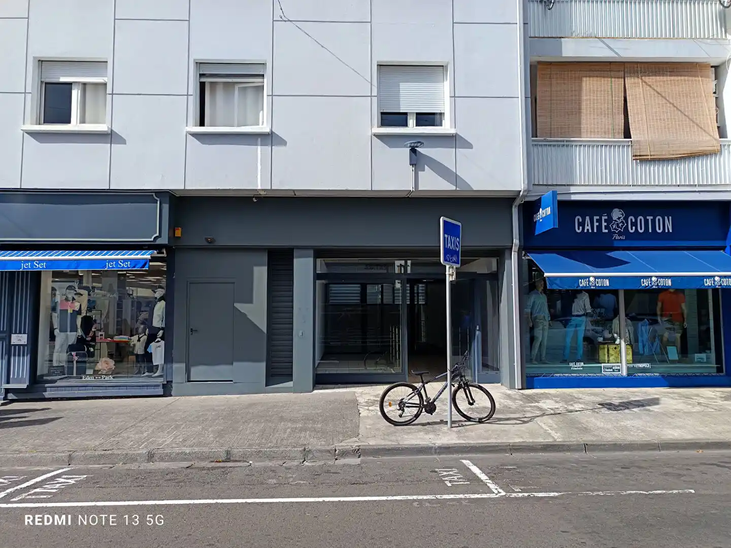 Photo 1 - Local / Bureaux à louer - Ancien 3 500 € 107 m² Saint-Denis 97400