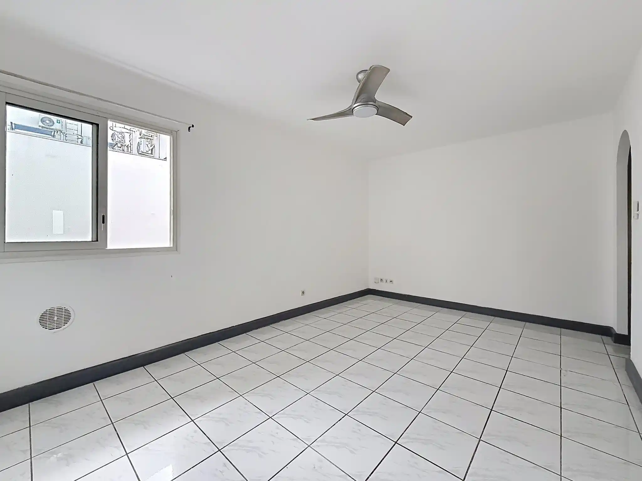 Photo 3 - Appartement à vendre - Ancien 77 000 € 1 pièces 23 m² Saint-Denis Sainte-clotilde 97490