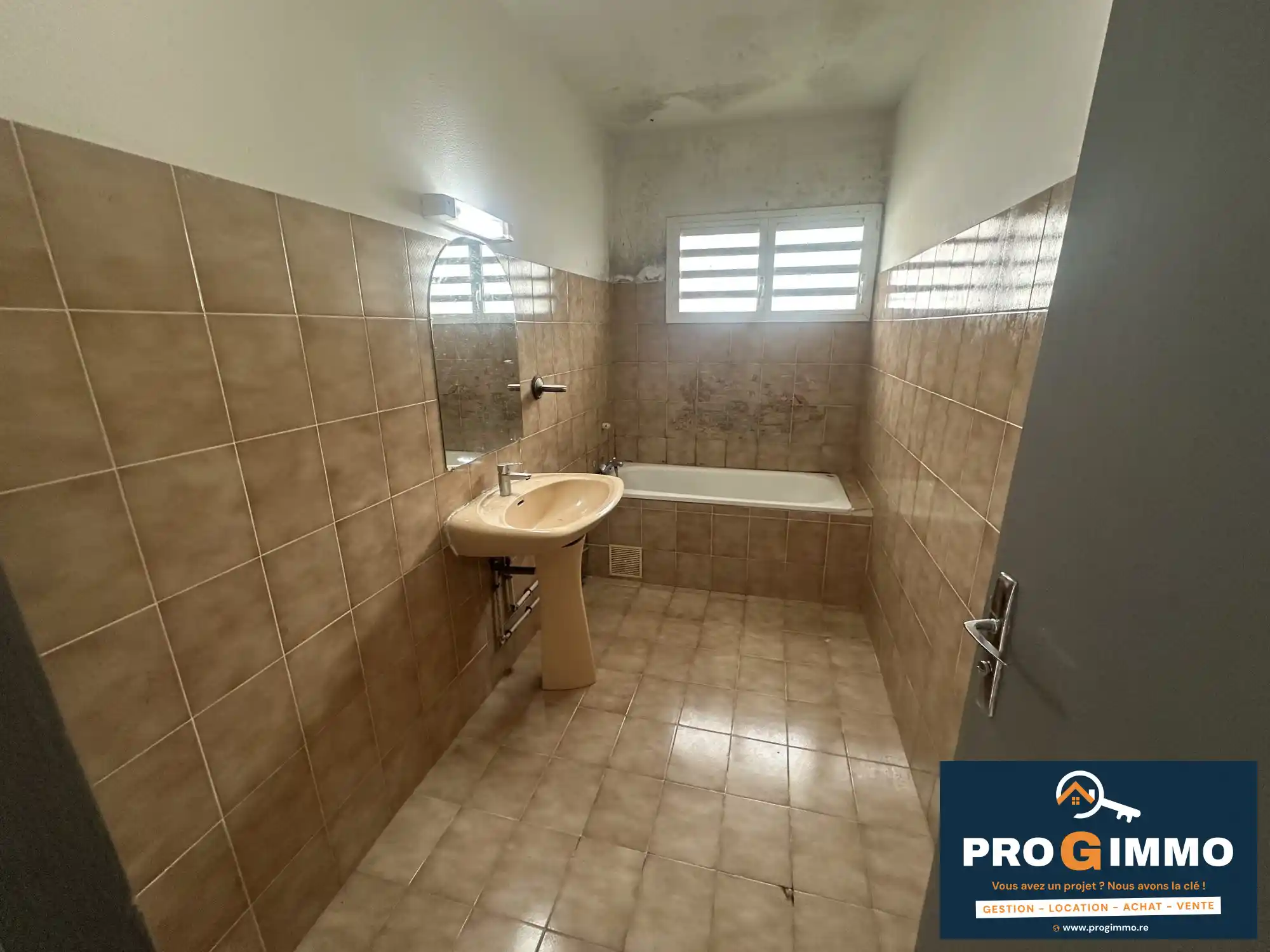 Photo 4 - Maison à vendre - Ancien 225 000 € 4 pièces 3 chambres 90 m² Saint-André 97440
