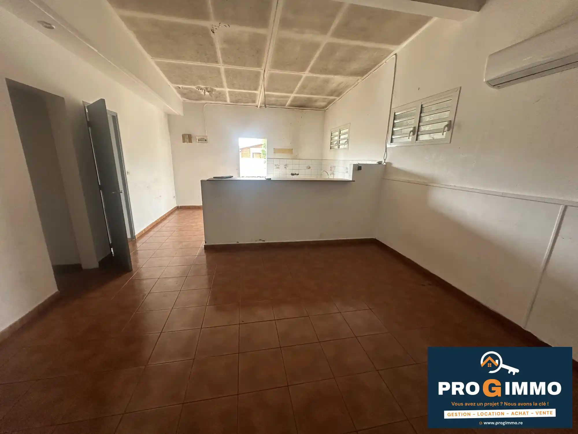 Photo 2 - Maison à vendre - Ancien 225 000 € 4 pièces 3 chambres 90 m² Saint-André 97440