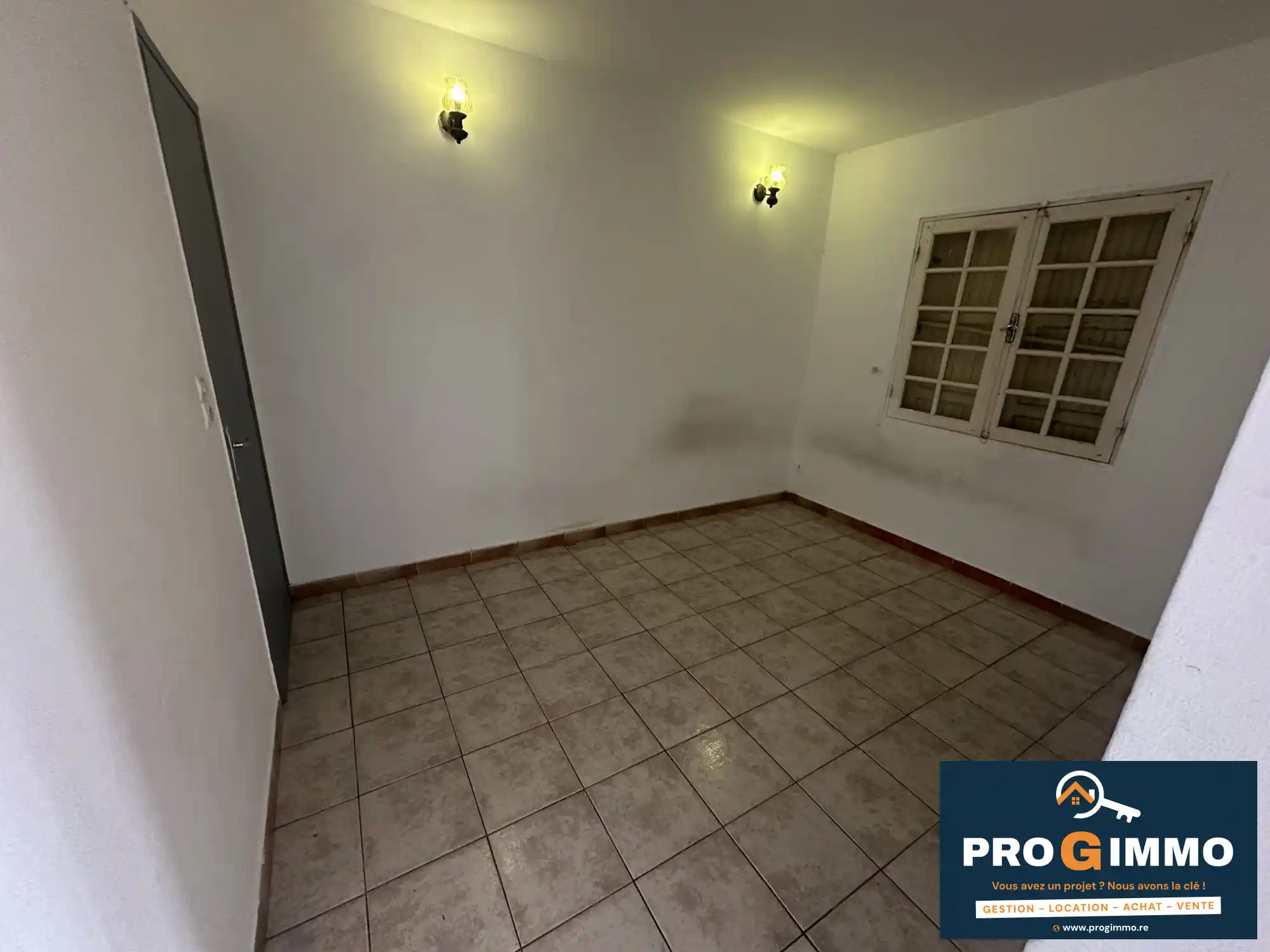 Photo 3 - Maison à vendre - Ancien 225 000 € 4 pièces 3 chambres 90 m² Saint-André 97440