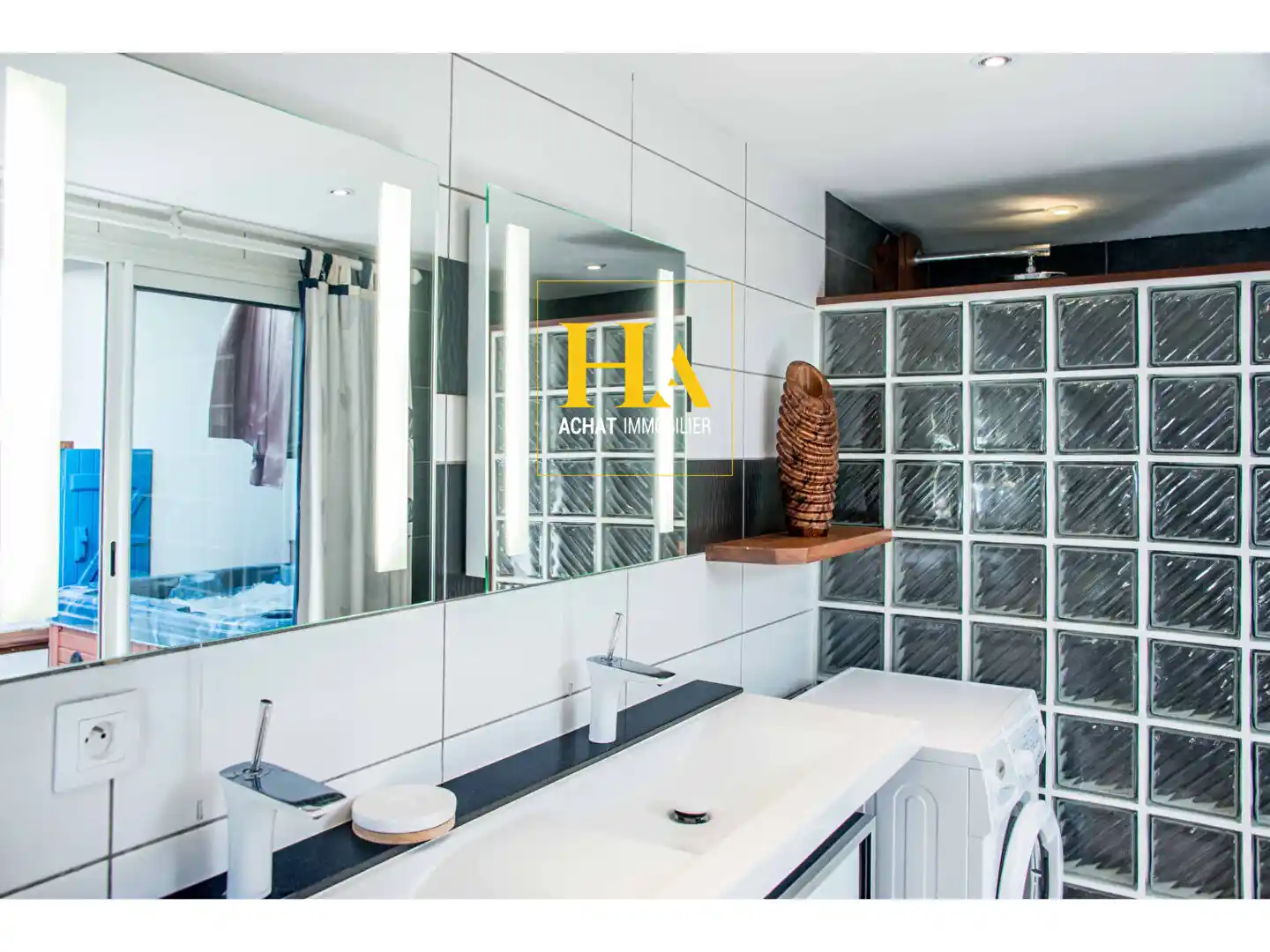 Photo 2 - Maison à vendre - Ancien 435 000 € 5 pièces 2 chambres 145 m² Saint-Pierre 97410