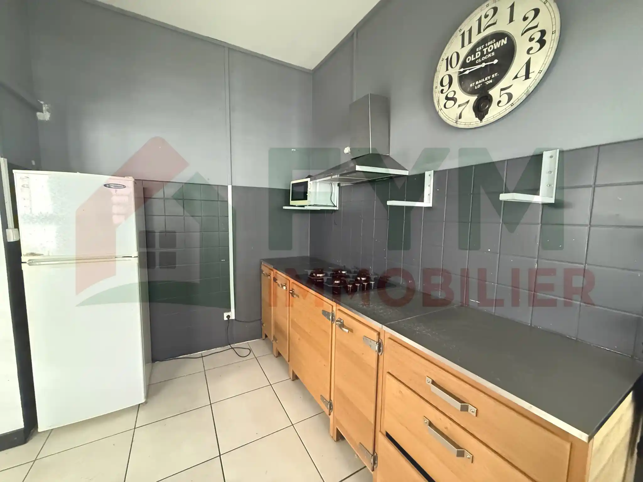 Photo 1 - Appartement à louer - Ancien 1 200 € 5 pièces 4 chambres 88.52 m² Le Tampon 97430