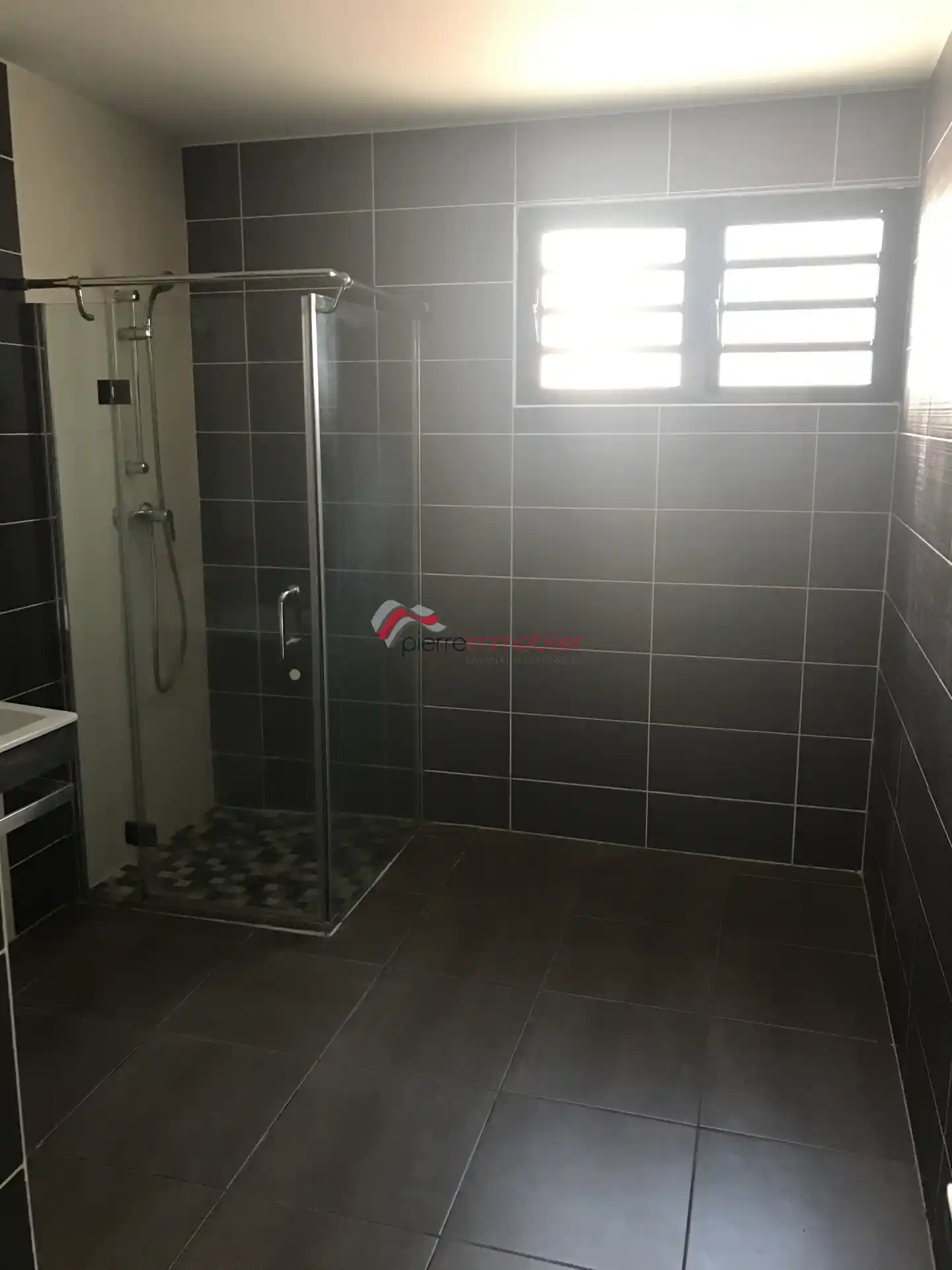Photo 3 - Appartement à louer - Ancien 536 € 1 pièces 33 m² Saint-Denis Sainte-clotilde 97490