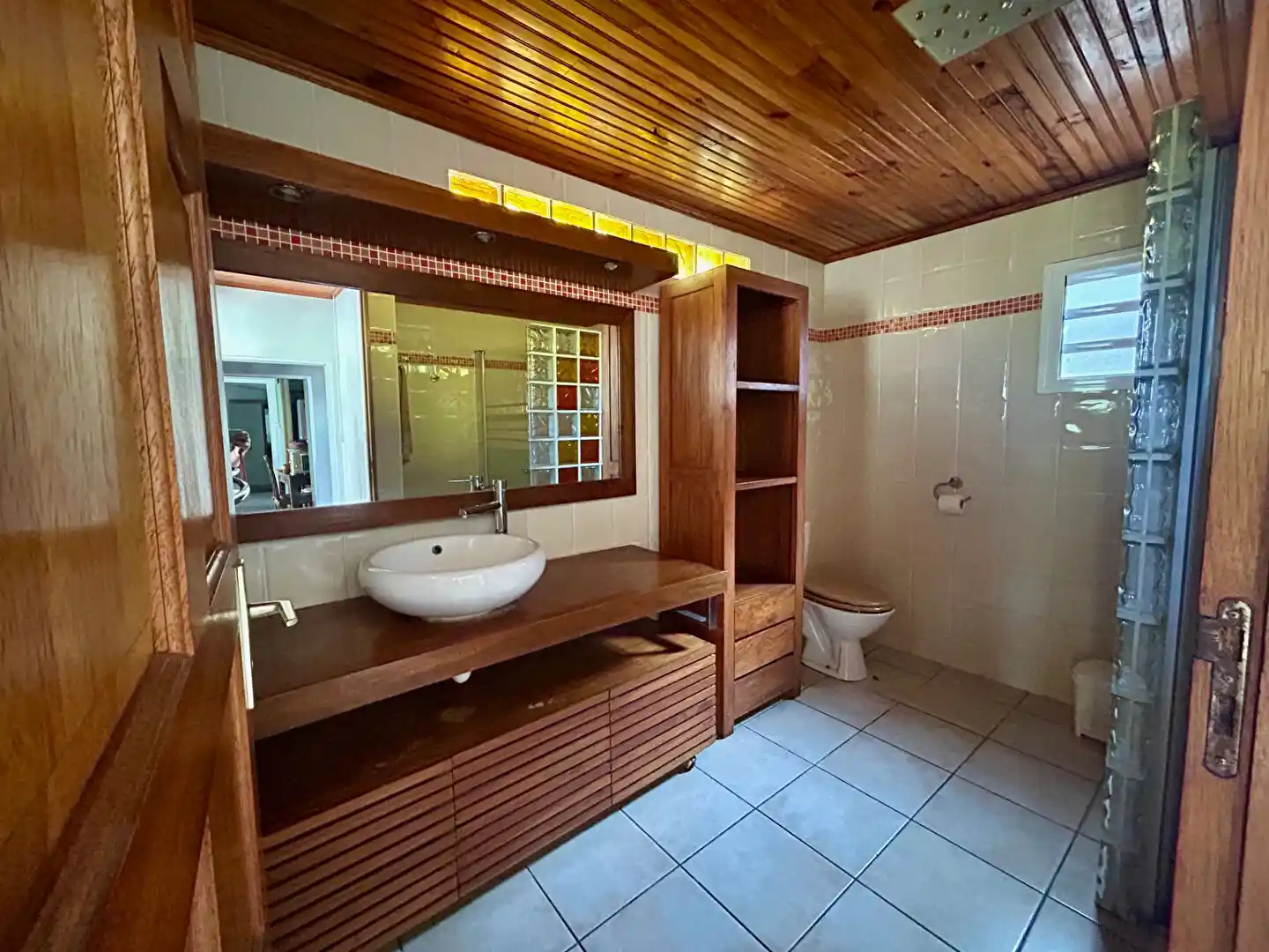 Photo 4 - Maison à vendre - Ancien 399 000 € 5 pièces 3 chambres 94 m² L'Étang-Salé 97427