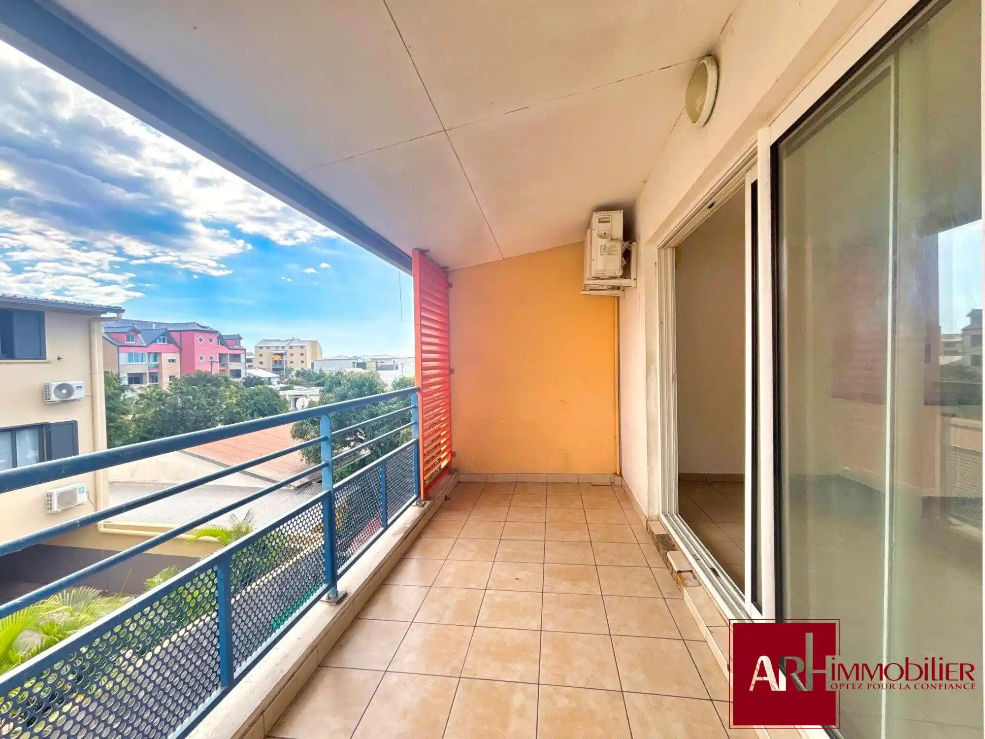 Photo 3 - Appartement à vendre - Ancien 99 000 € 2 pièces 1 chambres 36.5 m² Saint-Denis Sainte-clotilde 97490