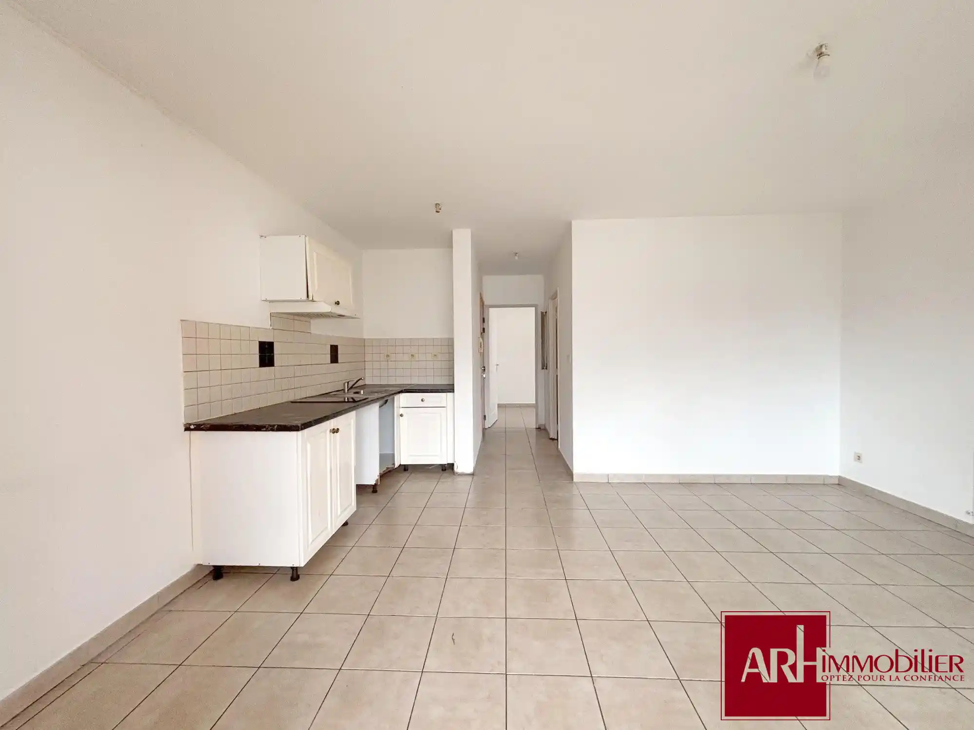 Photo 2 - Appartement à vendre - Ancien 99 000 € 2 pièces 1 chambres 36.5 m² Saint-Denis Sainte-clotilde 97490