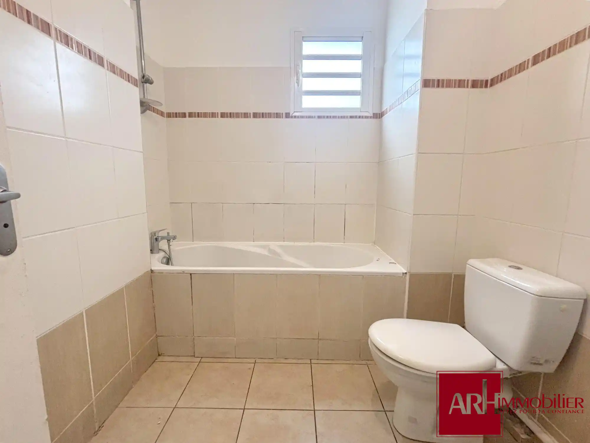 Photo 4 - Appartement à vendre - Ancien 99 000 € 2 pièces 1 chambres 36.5 m² Saint-Denis Sainte-clotilde 97490