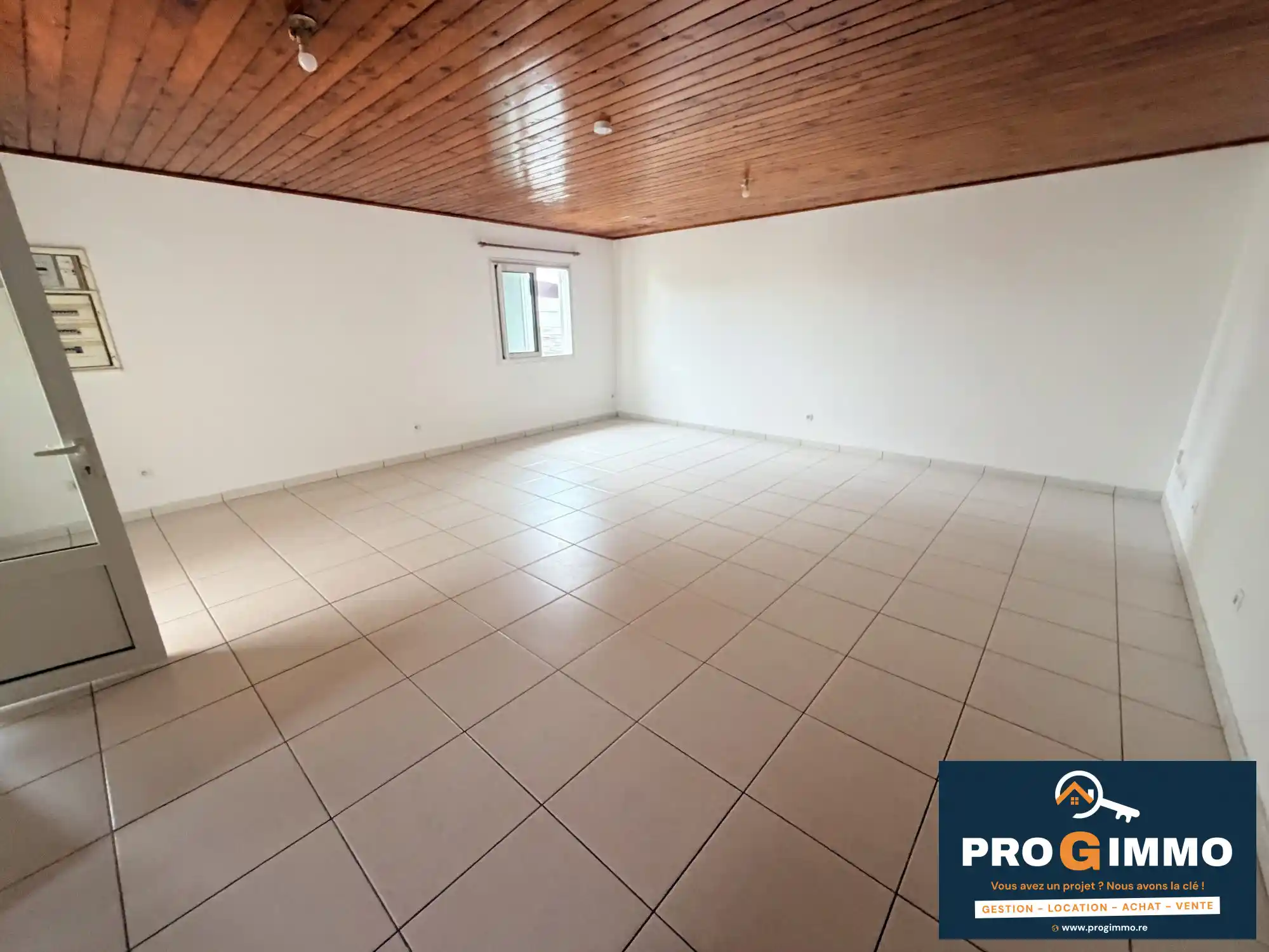 Photo 3 - Maison à louer - Ancien 920 € 3 pièces 2 chambres 77 m² Saint-Louis 97450