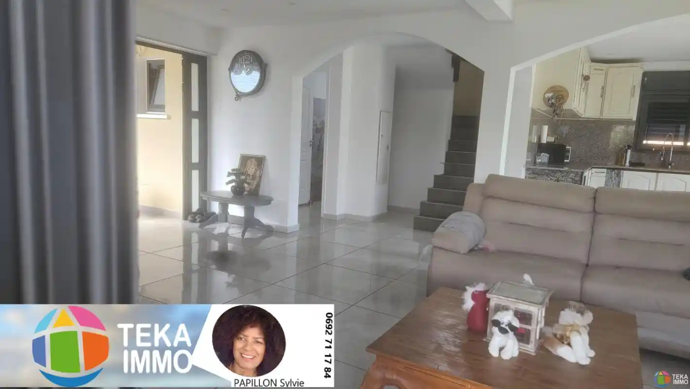 Photo 3 - Maison à vendre - Ancien 432 000 € 5 pièces 2 chambres 122 m² Le Tampon 97430