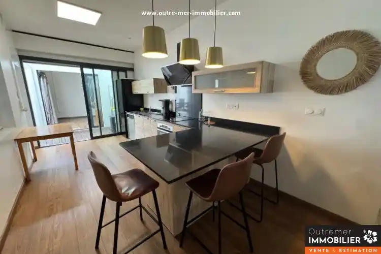 Photo 2 - Appartement à louer - Ancien 1 854 € 3 chambres 77 m² Saint-Denis 97400