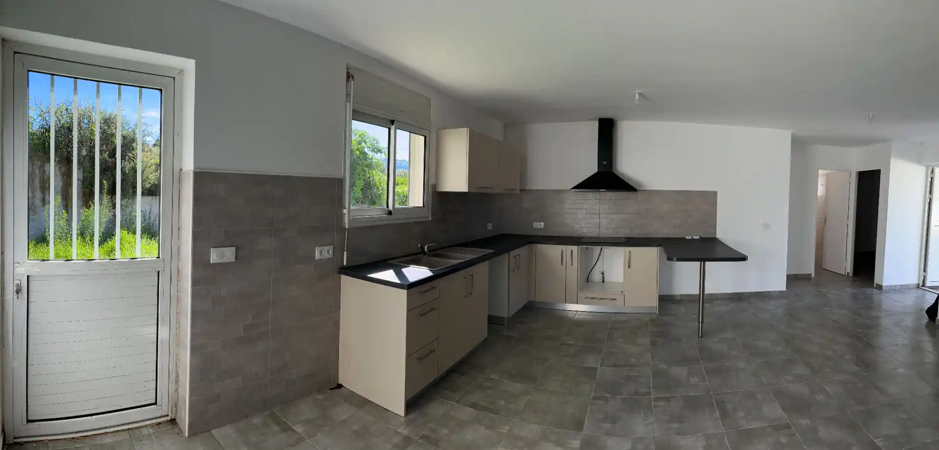 Photo 3 - Maison à vendre - Ancien 220 000 € 3 pièces 2 chambres 68.24 m² Le Tampon Plaine des Cafres 97418