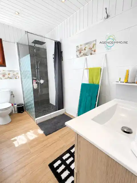 Photo 2 - Appartement à louer - Ancien 600 € 1 pièces 16 m² Saint-Paul 97460