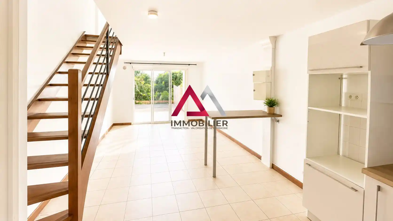Photo 1 - Maison à vendre - Ancien 275 000 € 4 pièces 3 chambres 79.51 m² Saint-Leu 97424