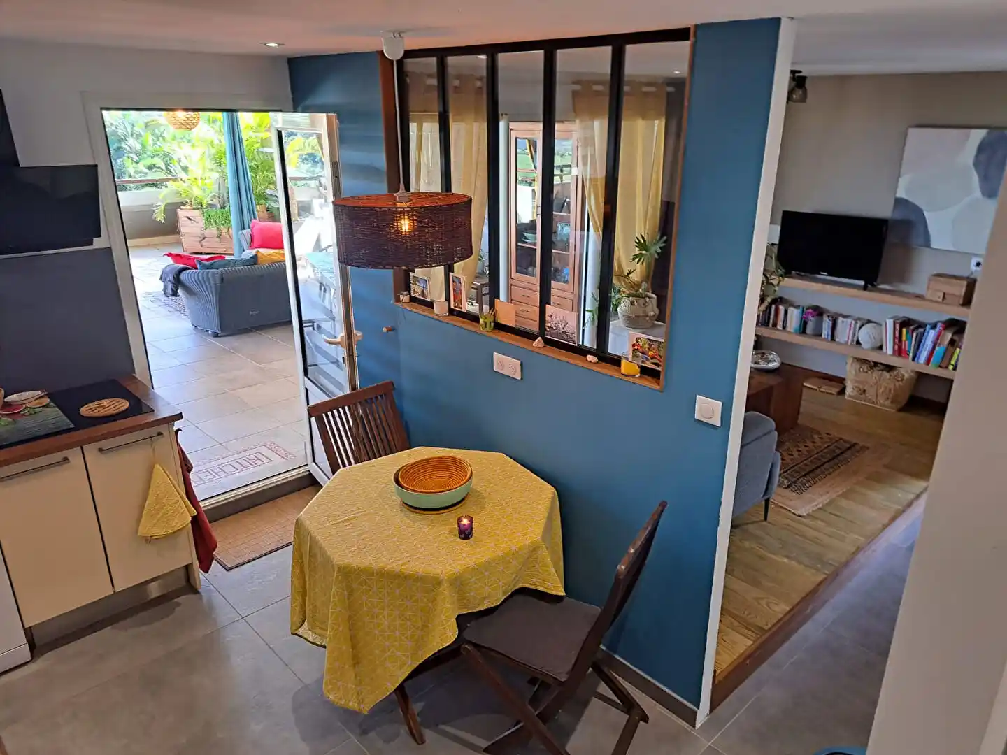 Photo 3 - Appartement à vendre - Ancien 299 000 € 3 pièces 2 chambres 120 m² Saint-Louis La Rivière 97421