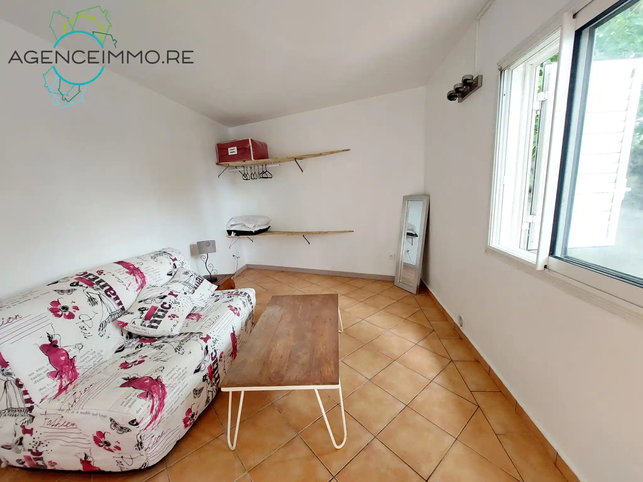 Photo 2 - Appartement à louer - Ancien 484,51 € 1 pièces 21 m² Les Trois-Bassins 97426