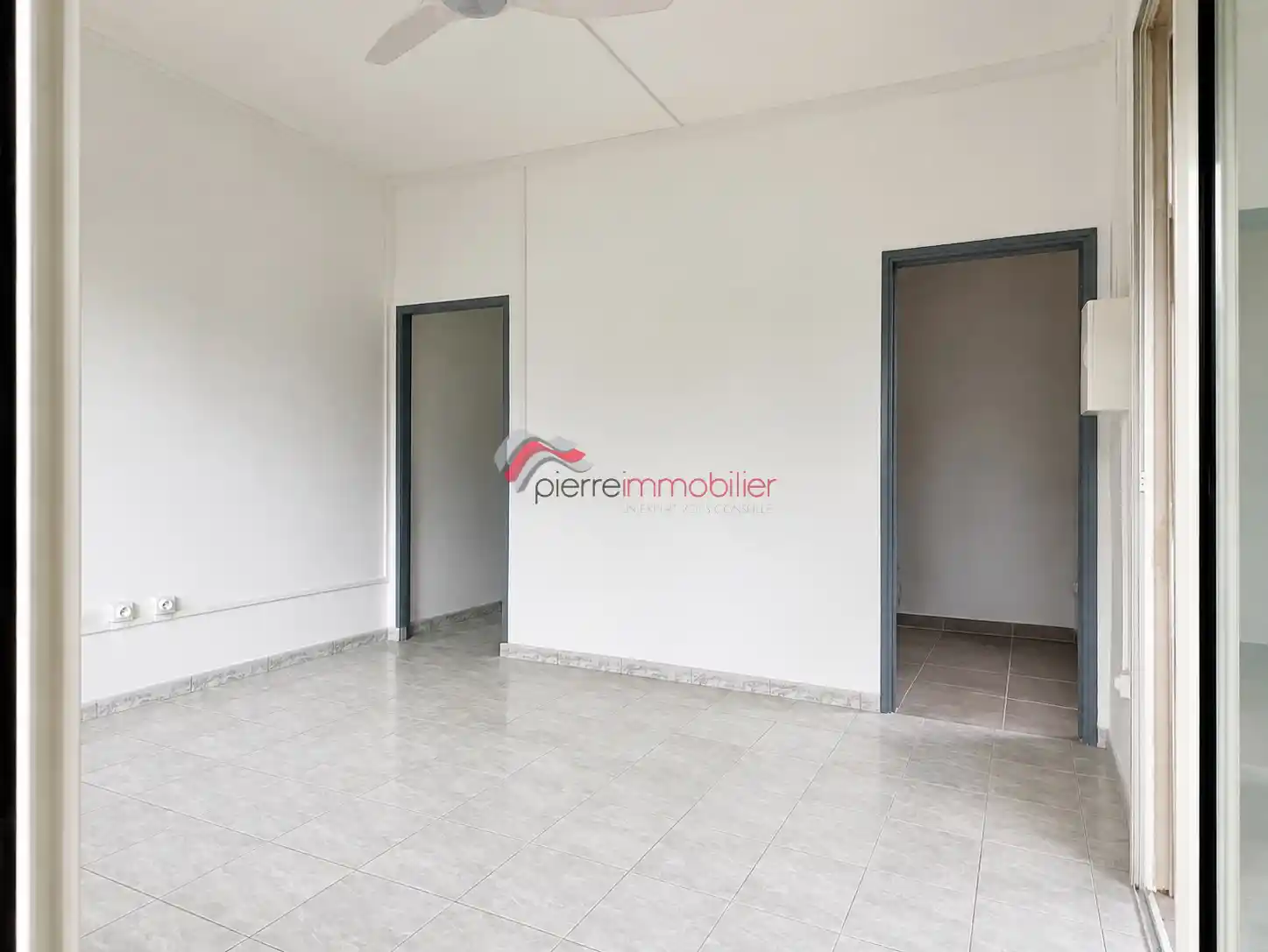 Photo 4 - Maison à louer - Ancien 1 200 € 3 pièces 2 chambres 51 m² Saint-Pierre 97410
