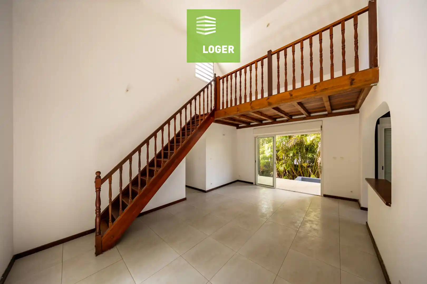 Photo 4 - Maison à louer - Ancien 1 267 € 5 pièces 4 chambres 101 m² Le Tampon 97430
