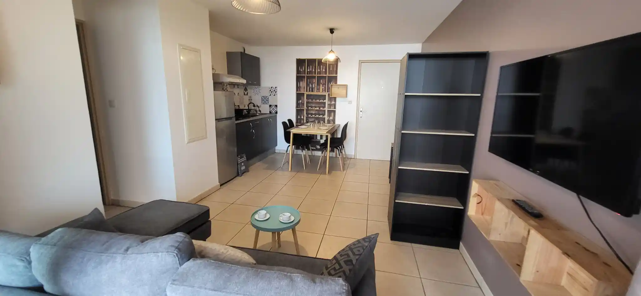 Photo 1 - Appartement à louer - Ancien 730 € 2 pièces 1 chambres 36 m² Saint-Denis Sainte-clotilde 97490