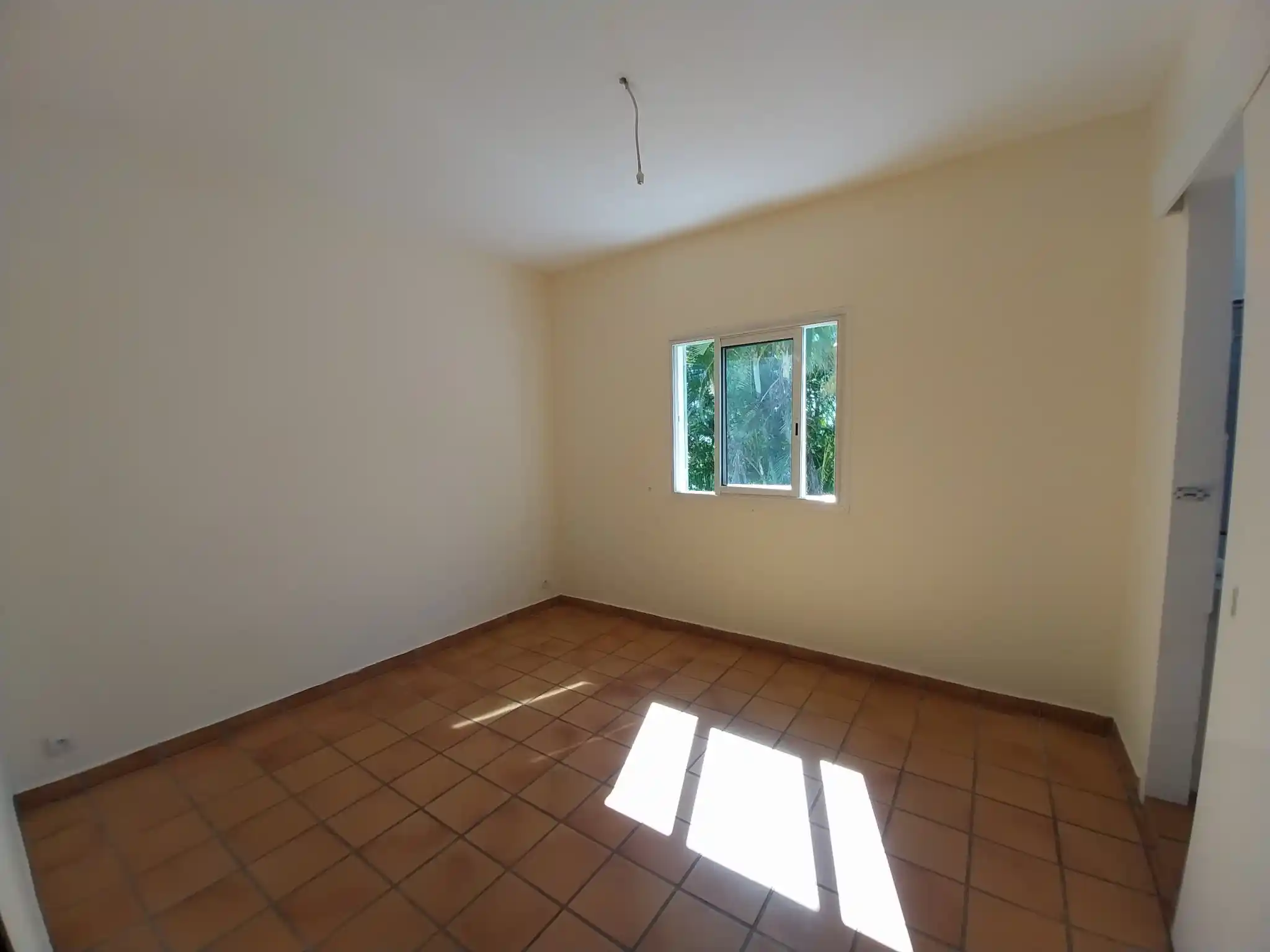 Photo 4 - Maison à vendre - Ancien 495 000 € 6 pièces 5 chambres 130 m² Saint-Denis La Montagne 97417