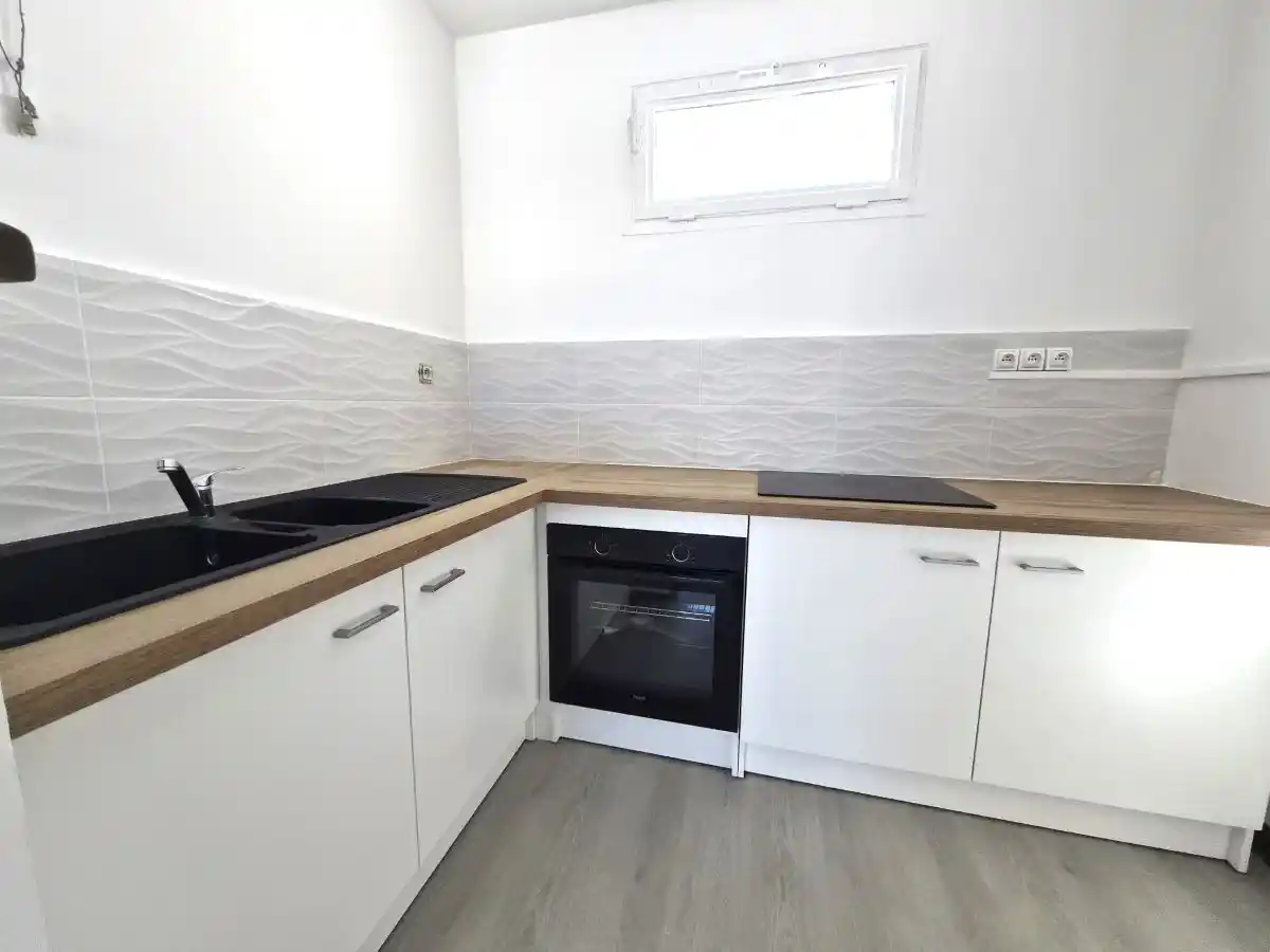 Photo 4 - Appartement à louer - Ancien 1 100 € 3 pièces 2 chambres 56.5 m² Saint-Denis 97400