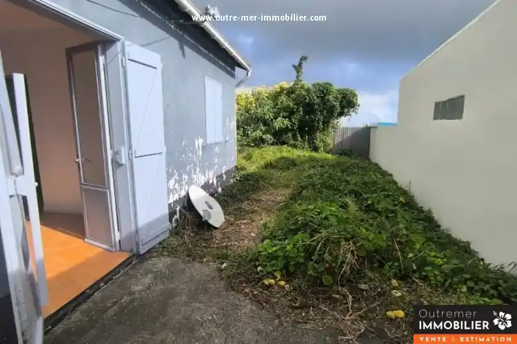 Photo 1 - Maison à vendre - Ancien 196 200 € 5 pièces 3 chambres 90 m² Les Avirons 97425