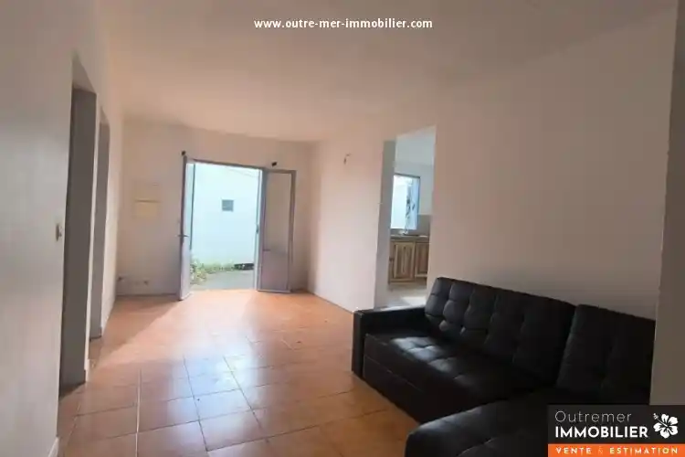 Photo 3 - Maison à vendre - Ancien 196 200 € 5 pièces 3 chambres 90 m² Les Avirons 97425