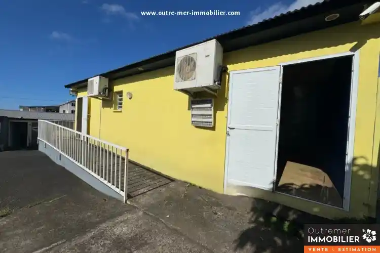 Photo 4 - Local / Bureaux à louer - Ancien 1 105 € 2 pièces 66 m² Sainte-Suzanne 97441