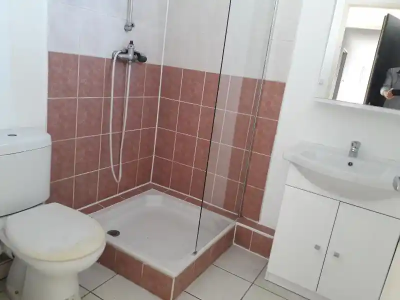 Photo 2 - Appartement à louer - Ancien 450 € 1 pièces 28.3 m² Saint-Denis Sainte-clotilde 97490