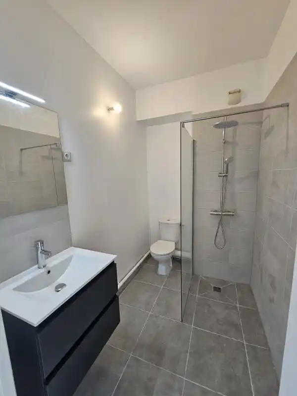 Photo 4 - Appartement à louer - Ancien 950 € 3 pièces 2 chambres 53 m² La Possession 97419