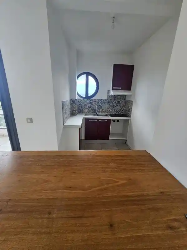 Photo 3 - Appartement à louer - Ancien 950 € 3 pièces 2 chambres 53 m² La Possession 97419