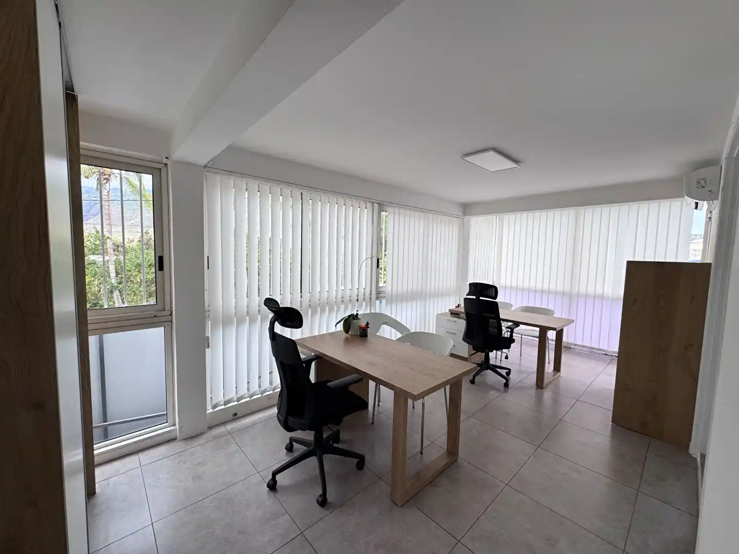 Photo 1 - Appartement à louer - Ancien 2 120 € 5 pièces 104 m² Saint-Paul 97460