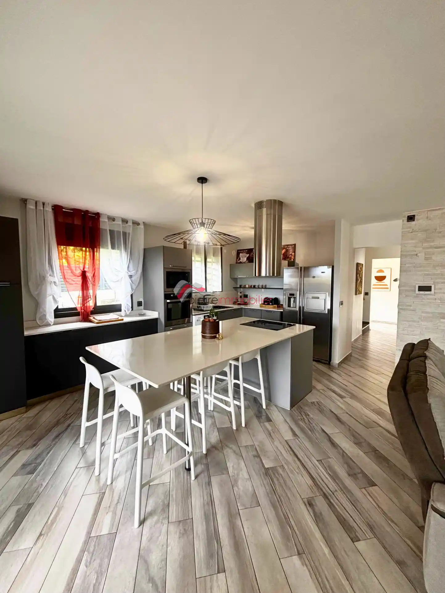 Photo 3 - Maison à vendre - Ancien 476 560 € 5 pièces 4 chambres 118 m² Le Tampon 97430