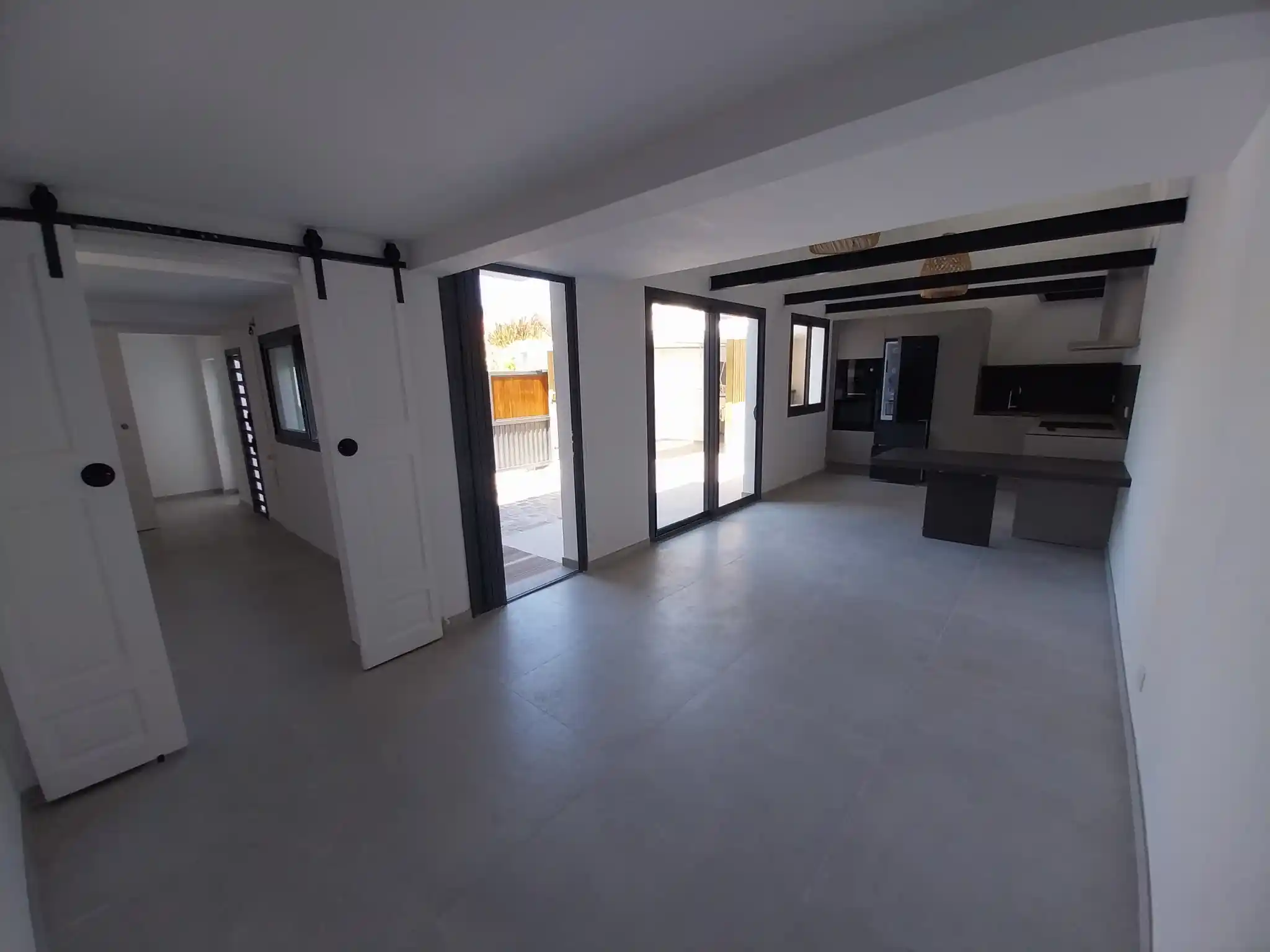 Photo 2 - Appartement à vendre - Ancien 420 000 € 2 pièces 1 chambres 50 m² Saint-Paul Saint-Gilles les Bains 97434
