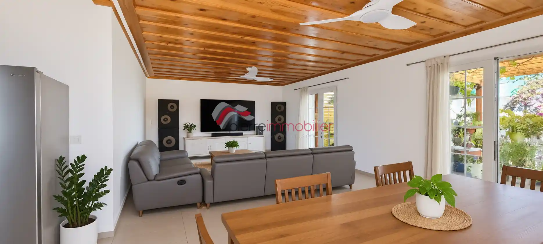 Photo 1 - Maison à vendre - Ancien 221 490 € 5 pièces 4 chambres 80 m² Le Tampon 97430