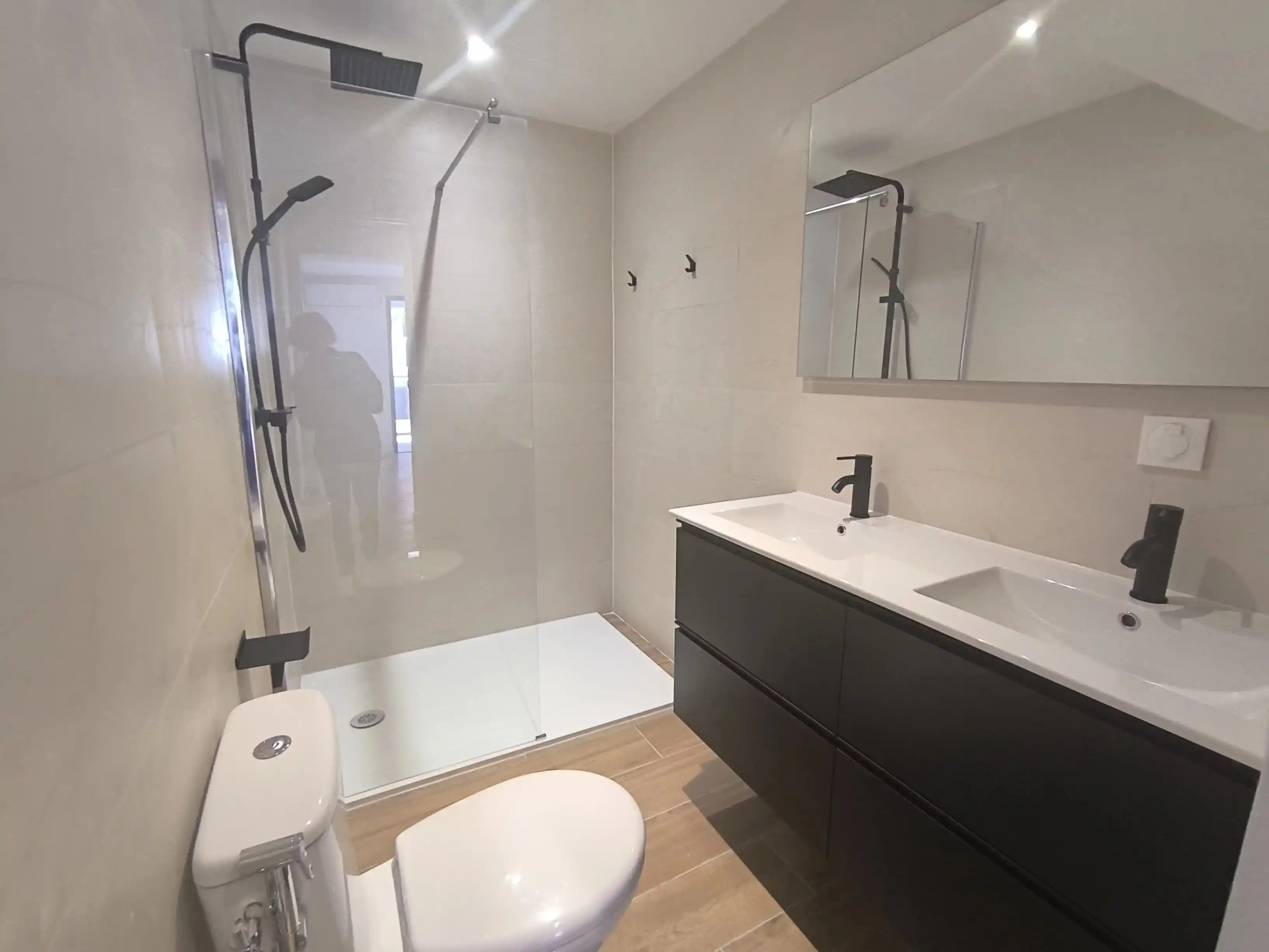 Photo 4 - Appartement à louer - Ancien 1 300 € 4 pièces 80 m² Saint-Pierre 97410