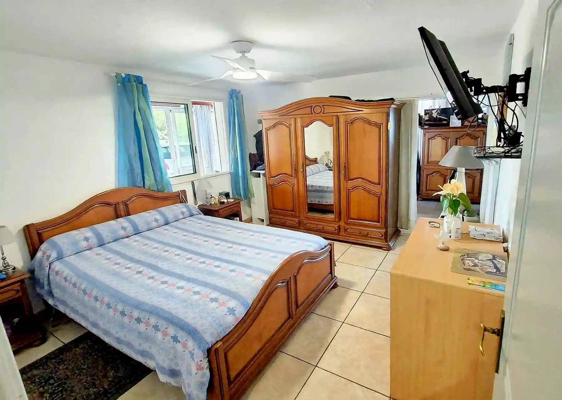 Photo 3 - Maison à vendre - Ancien 275 600 € 3 pièces 2 chambres 96 m² Le Tampon 97430