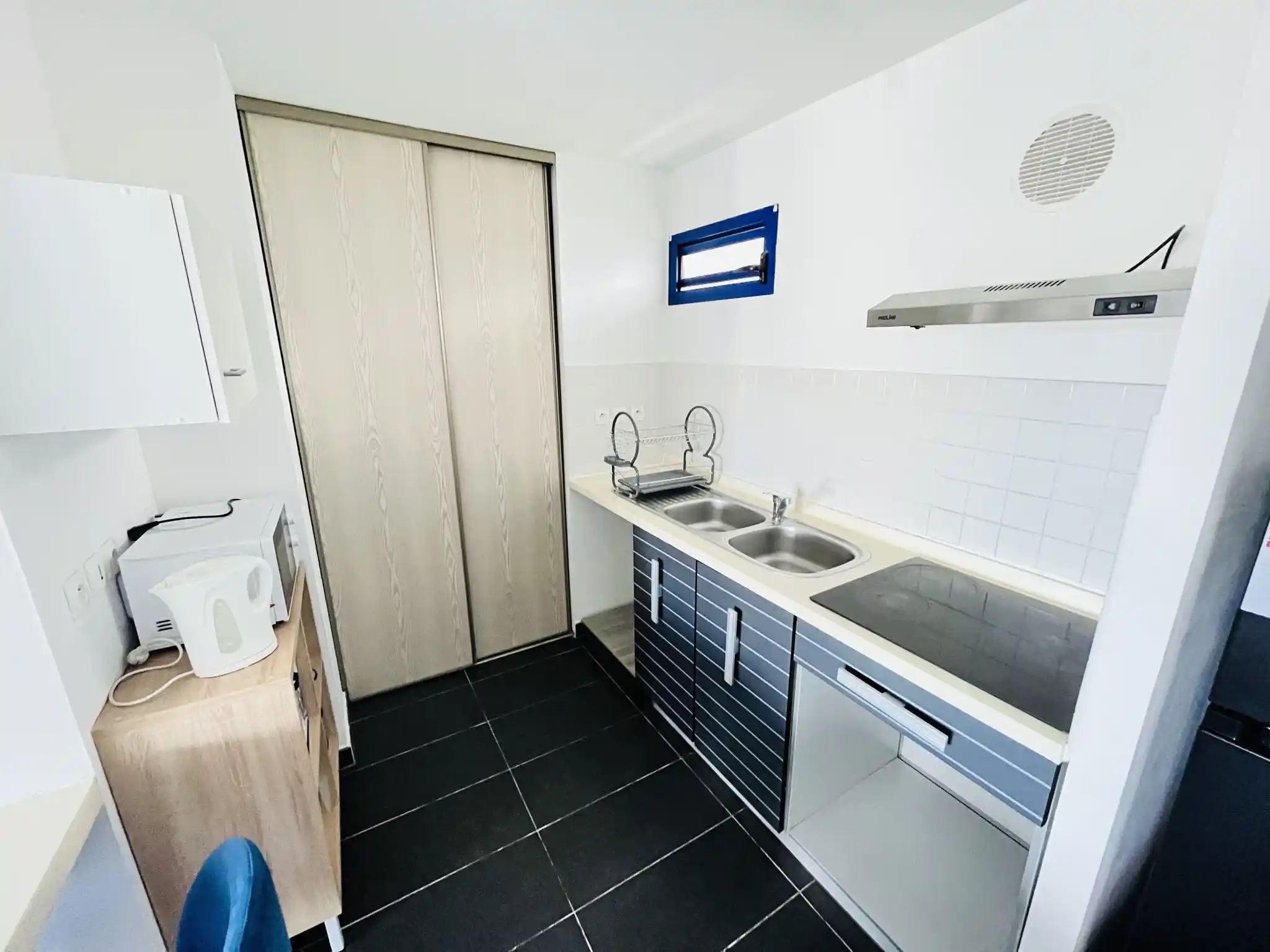Photo 4 - Appartement à louer - Ancien 785 € 2 pièces 1 chambres 38 m² Le Tampon 97430