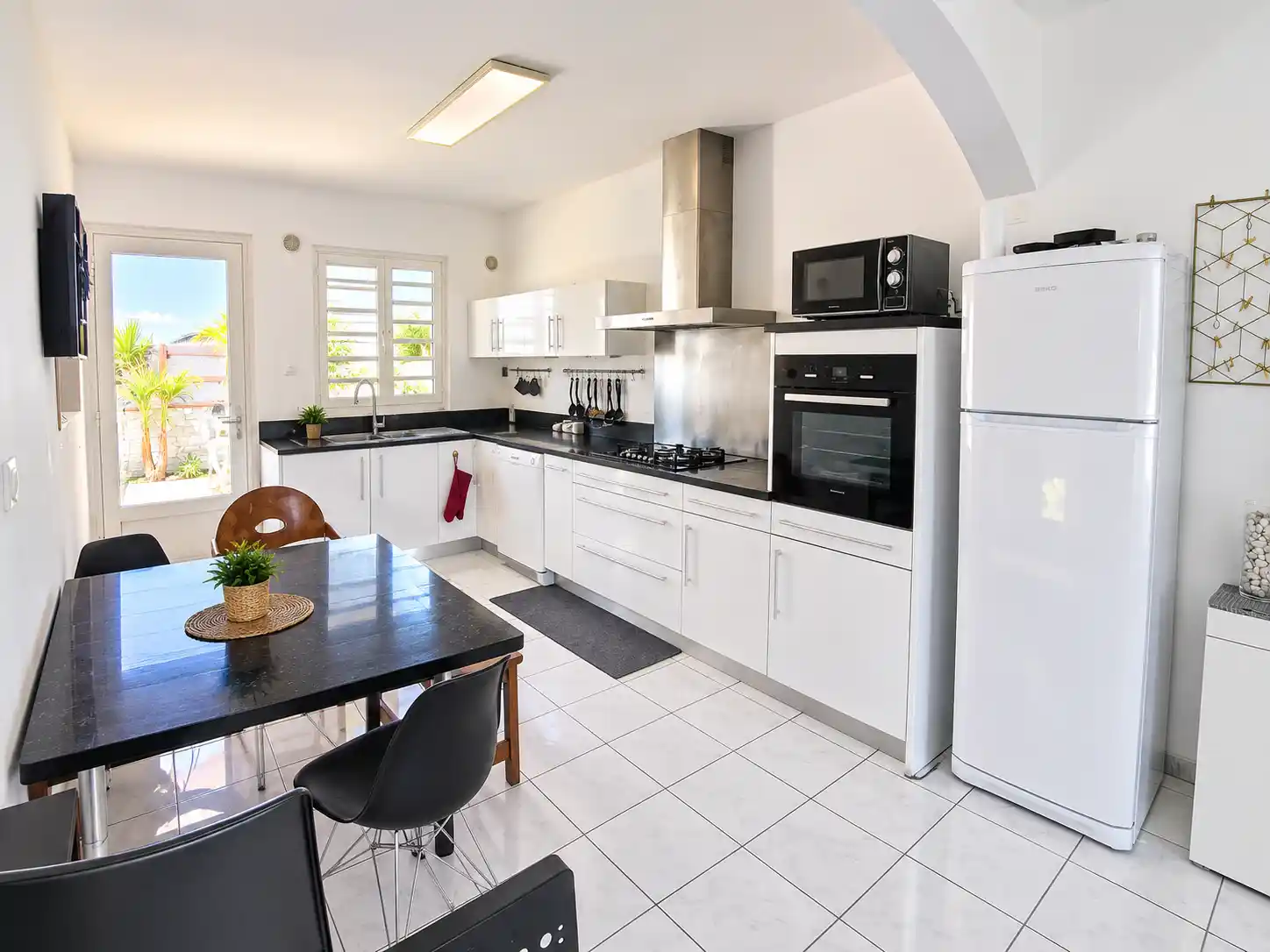Photo 3 - Maison à louer - Ancien 1 335 € 5 pièces 3 chambres 88.9 m² Saint-André 97440