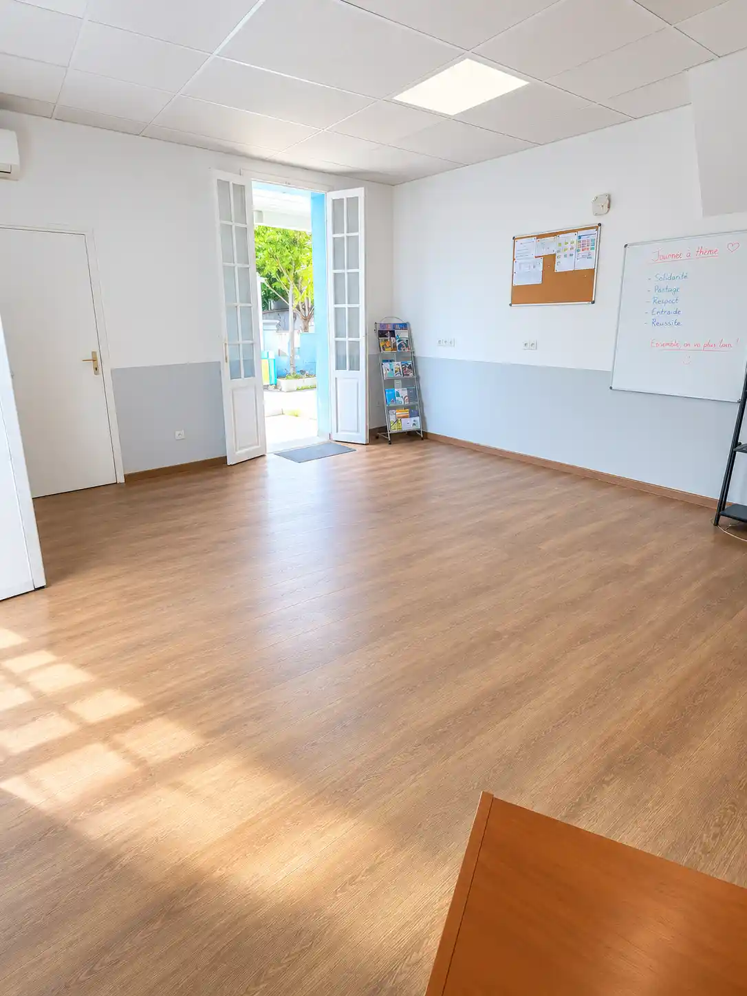 Photo 2 - Local / Bureaux à louer - Ancien 2 009 € 70 m² Saint-Paul 97460