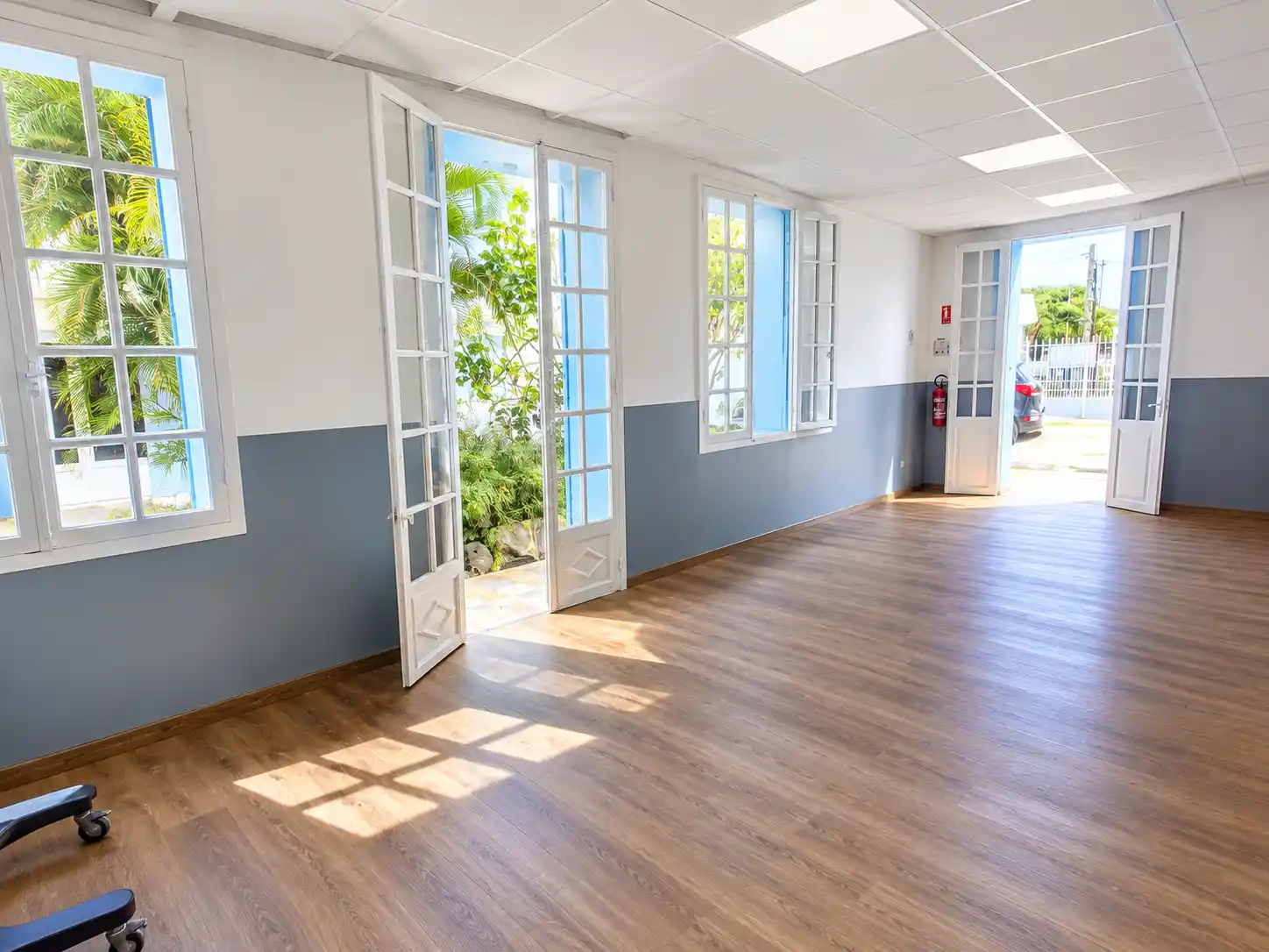 Photo 3 - Local / Bureaux à louer - Ancien 2 009 € 70 m² Saint-Paul 97460
