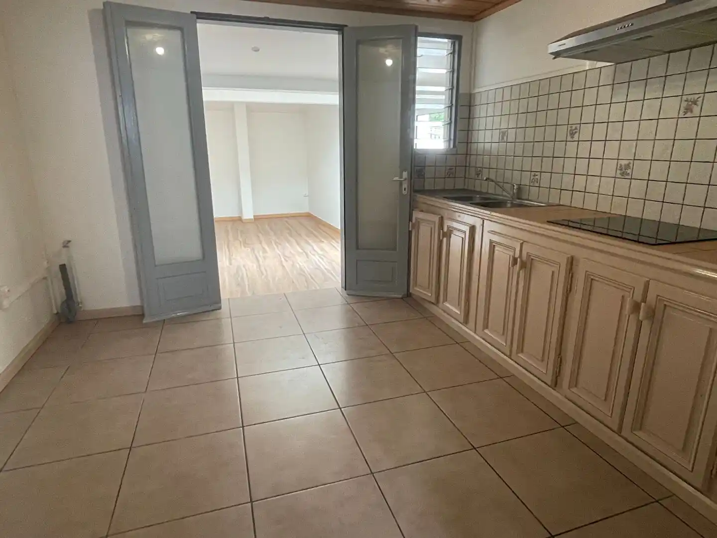 Photo 2 - Appartement à louer - Ancien 950 € 3 pièces 2 chambres 57 m² Le Tampon 97430