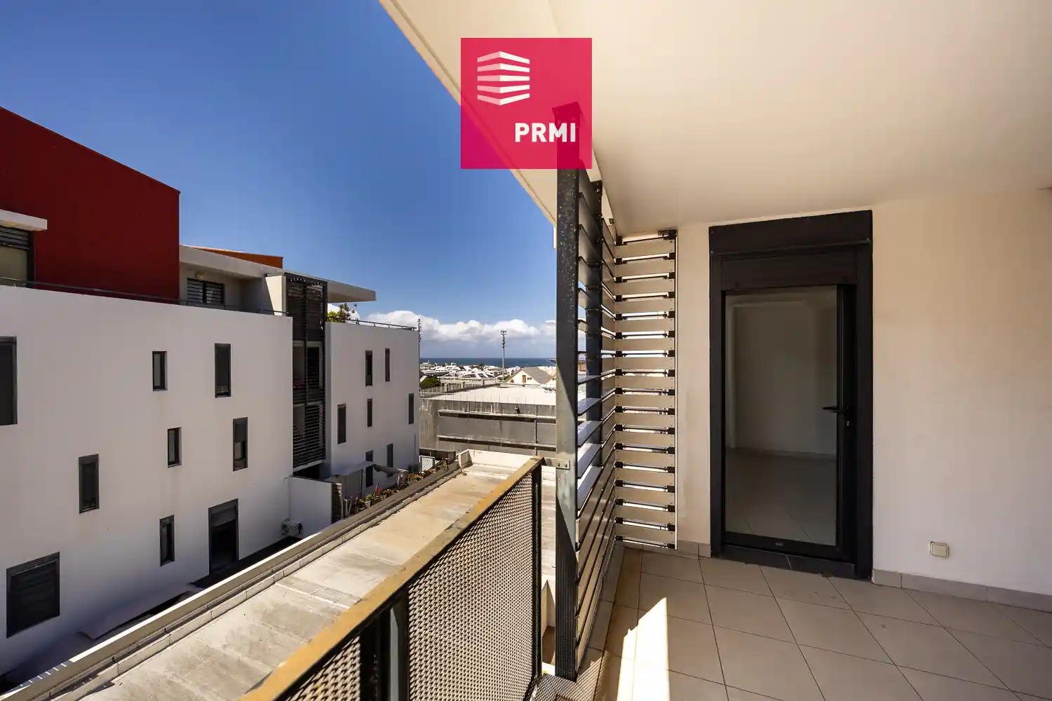 Photo 2 - Appartement à vendre - Ancien 167 400 € 2 pièces 1 chambres 47.26 m² Saint-Pierre 97410