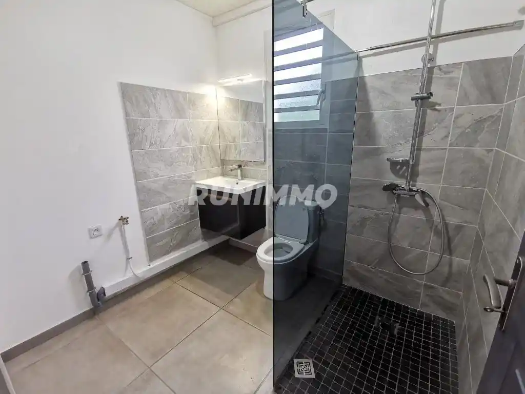 Photo 4 - Appartement à louer - Ancien 694 € 2 pièces 1 chambres 35 m² Le Tampon 97430