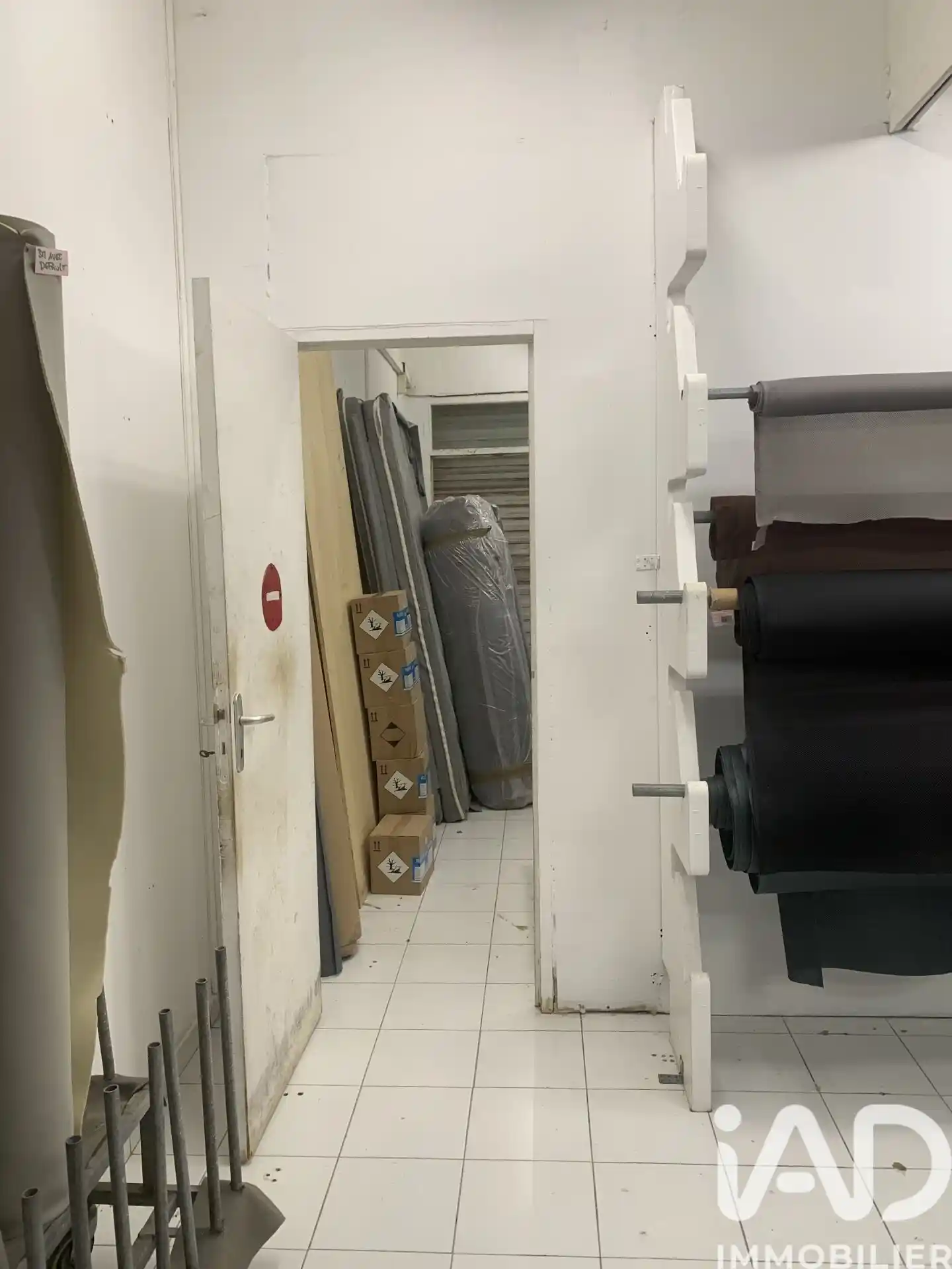 Photo 3 - Local commercial à vendre - Ancien 186 082 € 107 m² Pointe-à-Pitre 97110