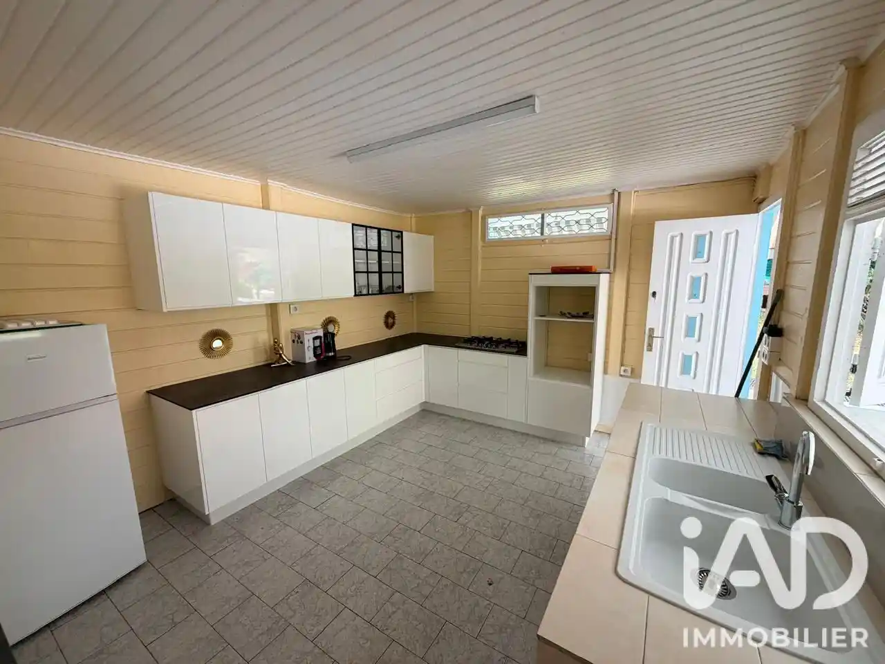 Photo 4 - Maison à louer - Ancien 2 000 € 5 pièces 4 chambres 119 m² Sainte-Luce 97228