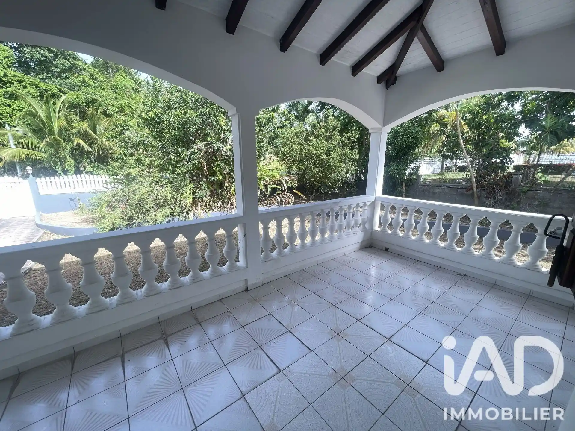 Photo 2 - Maison à vendre - Ancien 350 000 € 5 pièces 3 chambres 193 m² Petit-Canal 97131