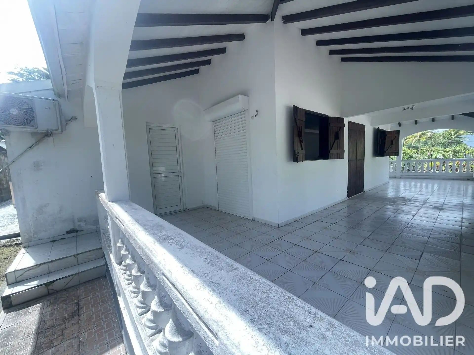 Photo 3 - Maison à vendre - Ancien 350 000 € 5 pièces 3 chambres 193 m² Petit-Canal 97131